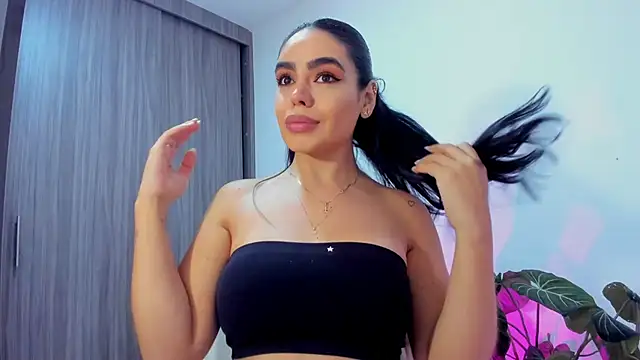 Sara Leblanc online show from October 14, 3:14 pm