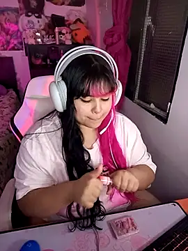 Pinky-Flower online show from April 15, 9:26 pm