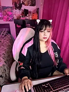 Pinky-Flower online show from March 19, 4:11 pm