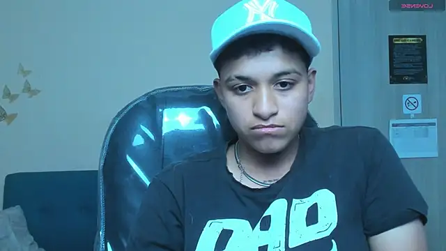 Dominick jones online show from November 11, 4:52 am