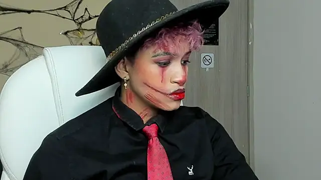 Dominick jones online show from October 12, 4:15 am