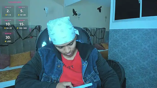 Dominick jones online show from October 30, 6:27 am