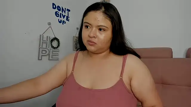 lizzie c online show from May 26, 10:36 am