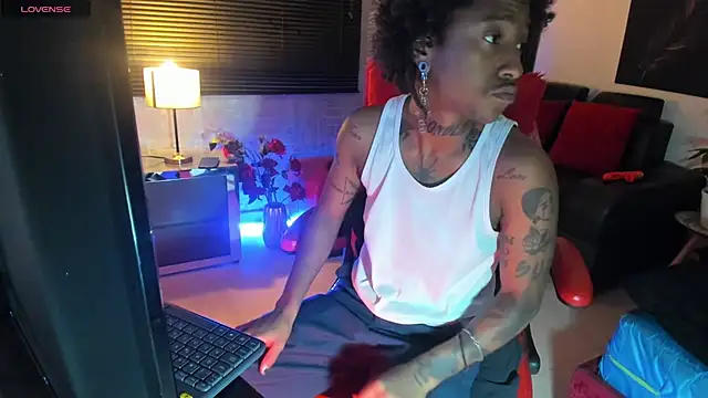 Snapshot of JhonyMiller_ chatting on September 18, 7:45 pm JhonyMiller online show from September 18, 7:45 pm