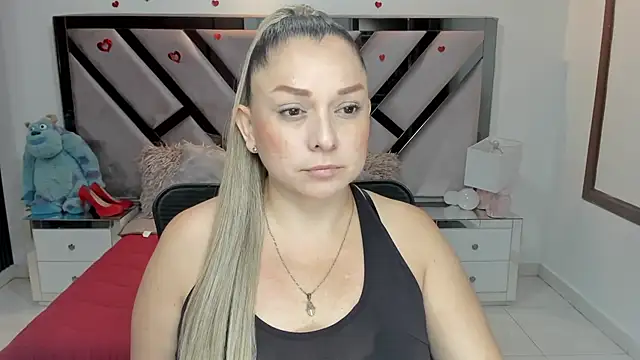 natalia5560 online show from October 20, 1:03 pm