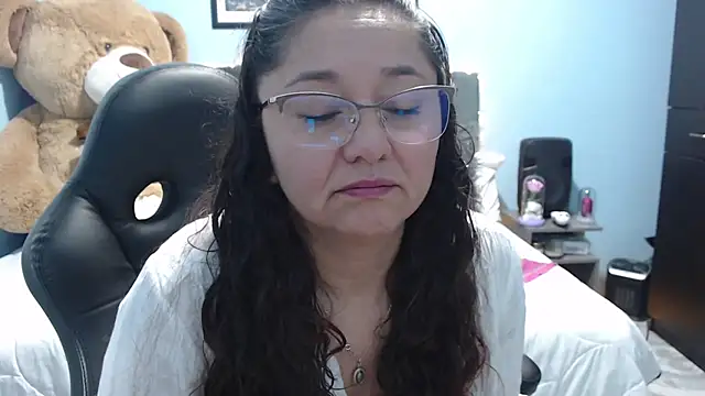 AngelRouss online show from February 28, 10:25 am