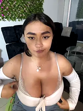 michell boobs  online show from November 13, 3:00 pm