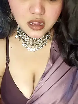 Riya Stream01 online show from May 26, 7:02 pm