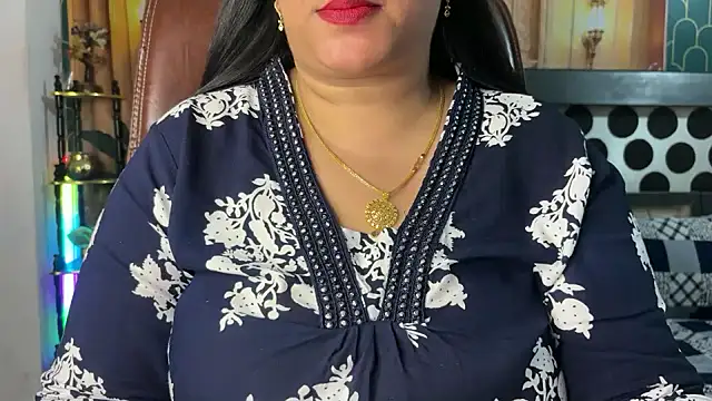 FlatVincy4 online show from April 9, 3:39 pm