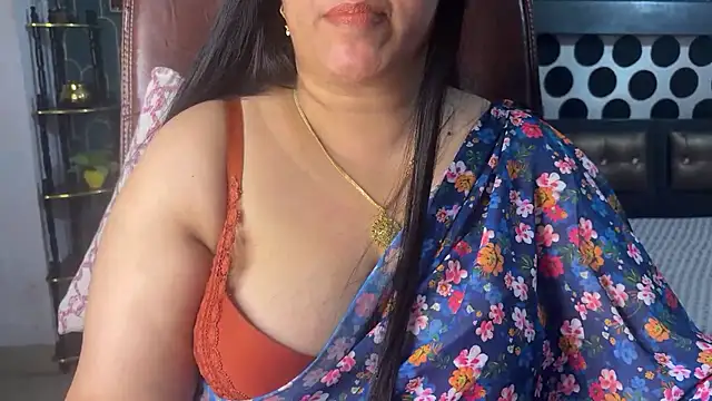 FlatVincy4 online show from May 16, 10:29 am