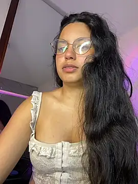 Rosita forever  online show from May 20, 8:06 pm