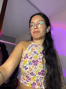 Rosita forever  online show from April 30, 8:25 pm