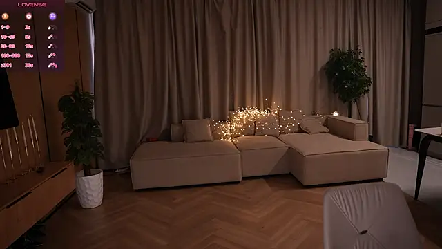 Amelyisthatyou online show from March 27, 5:42 am