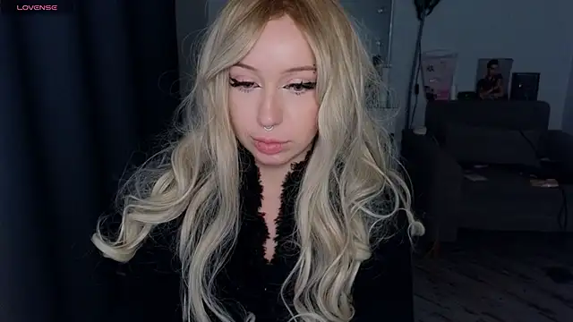 MoranaMissGod online show from October 20, 1:30 am