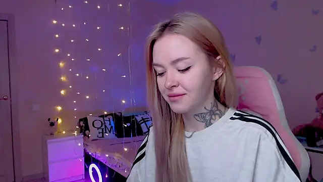 Naughty Mable online show from March 31, 1:49 am