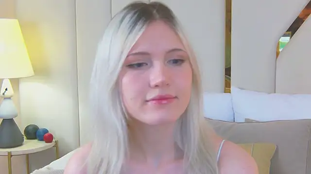 NellieLoyns online show from May 18, 6:14 pm