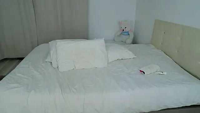 sexykristy online show from December 3, 9:06 pm