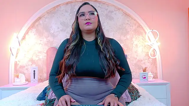 MiaLaurents online show from November 21, 4:25 am