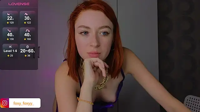 Cuteroxyfoxy online show from April 8, 11:56 am