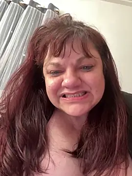 Snapshot of Luciouslouise72@xh chatting on September 20, 6:50 pm Luciouslouise72xh online show from September 20, 6:50 pm