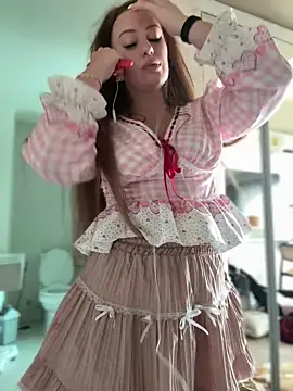 AndreaMood online show from November 9, 3:35 am