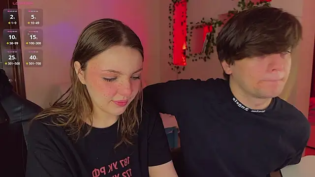 RobertAndLinela online show from March 11, 5:15 pm