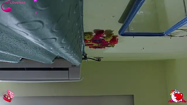 sexyhoney27 online show from November 26, 2:18 pm