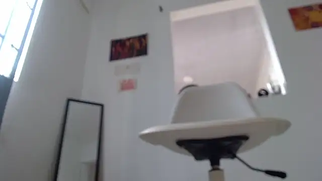 Maam Ine online show from March 4, 8:15 pm