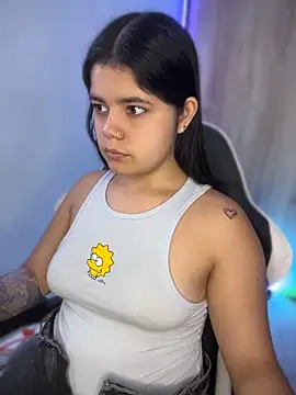 pretty angela1 online show from May 4, 4:11 pm