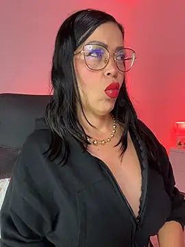 KarolRubi1 online show from May 17, 10:53 pm
