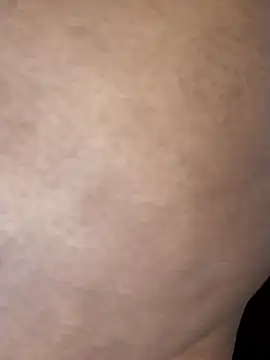 Queen-BEEE online show from February 19, 10:59 am