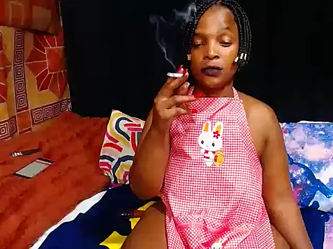 Thickbootykim online show from May 15, 11:29 pm