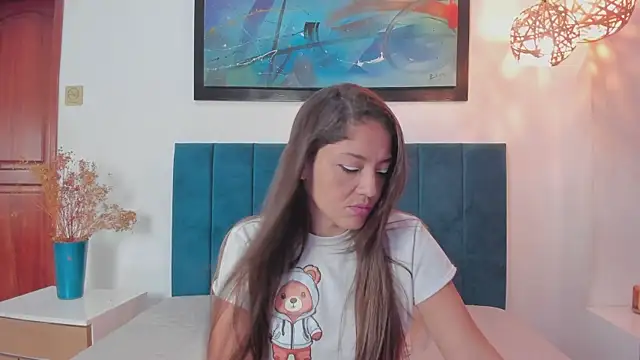 EloiseQuinn online show from October 6, 1:50 pm