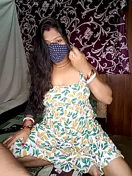 Hot muskaan online show from September 20, 10:13 am