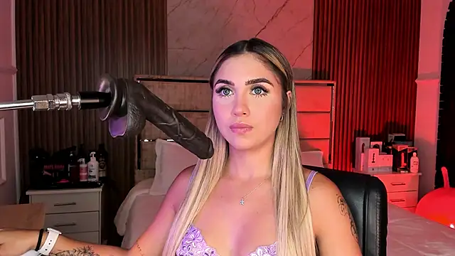 EmiilyHendriixx online show from September 16, 8:39 pm