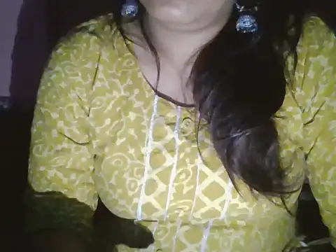 Hot-shanvi online show from May 17, 11:26 pm