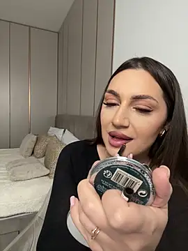 claraxjoyy online show from January 7, 6:28 am