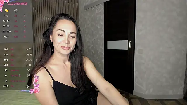 Monica Weiss online show from November 6, 8:48 pm