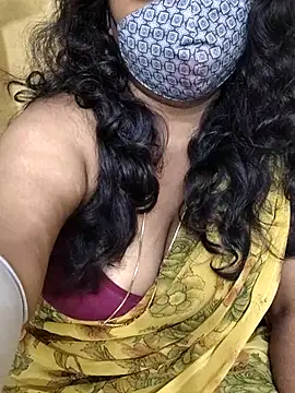 Snapshot of Rathi22 chatting on October 22, 12:04 am Rathi22 online show from October 22, 12:04 am