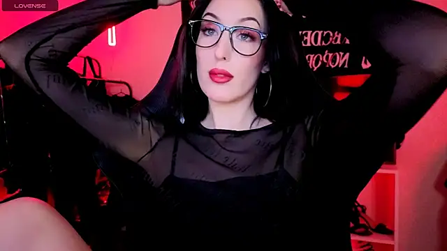 Miss Alice   online show from May 26, 11:37 pm