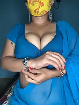 Snapshot of Lovely-Shivani chatting on September 30, 6:24 pm Lovely-Shivani online show from September 30, 6:24 pm