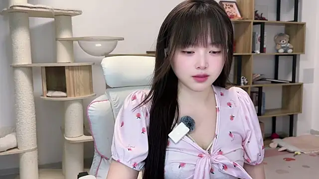 Chenjing0 online show from May 15, 12:41 pm