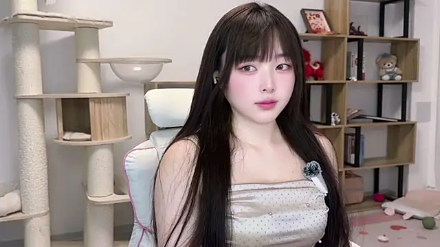 Chenjing0 online show from May 12, 12:12 pm