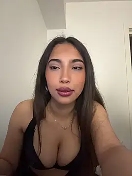 miaceleste online show from May 12, 9:54 pm
