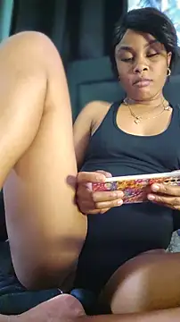 JuicyPussyGoddess online show from May 25, 6:07 pm