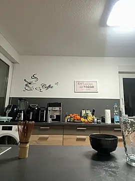 Mia-Fuchs online show from April 2, 11:02 pm