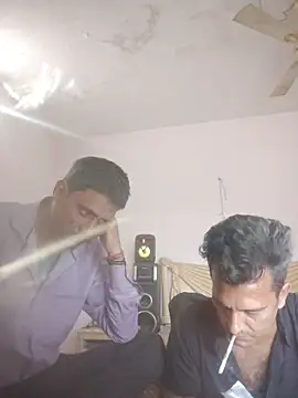 MAGNETICDADDY8 online show from October 20, 7:44 am