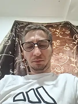 Snapshot of MattedOdobenus chatting on June 1, 8:38 am MattedOdobenus online show from June 1, 8:38 am