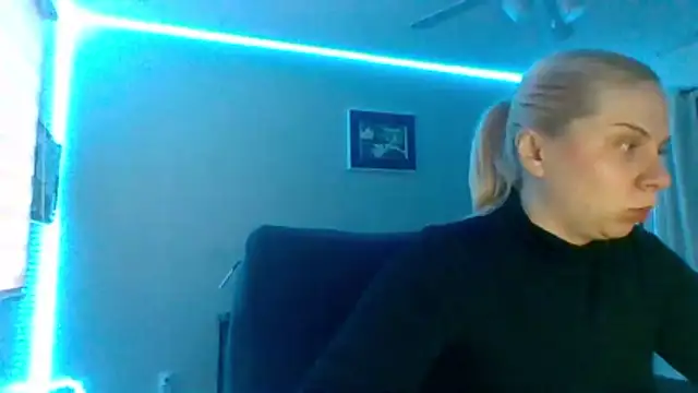 HappyIva online show from January 9, 7:18 pm