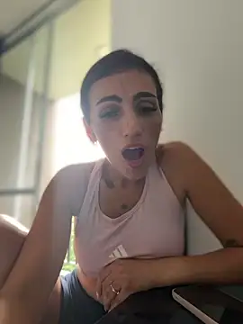 Samantha bigboobs online show from May 8, 9:27 pm